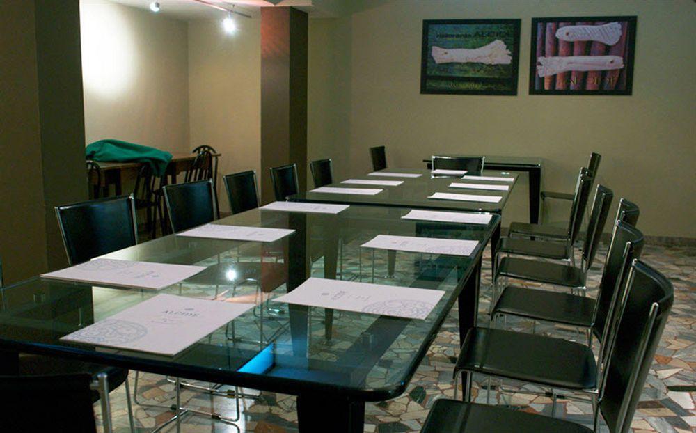 Hotel Ristorante Alcide Poggibonsi Kültér fotó