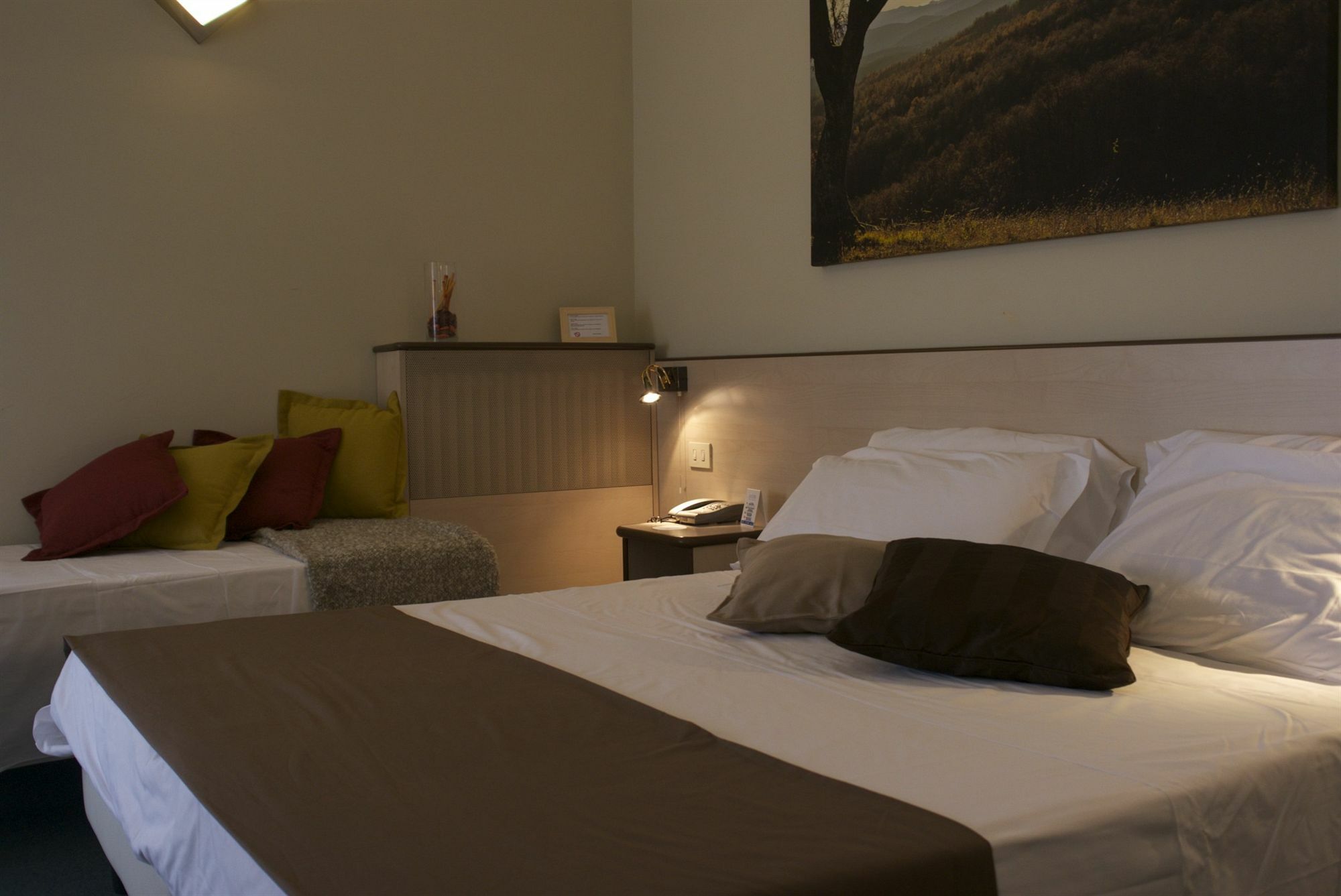 Hotel Ristorante Alcide Poggibonsi Kültér fotó